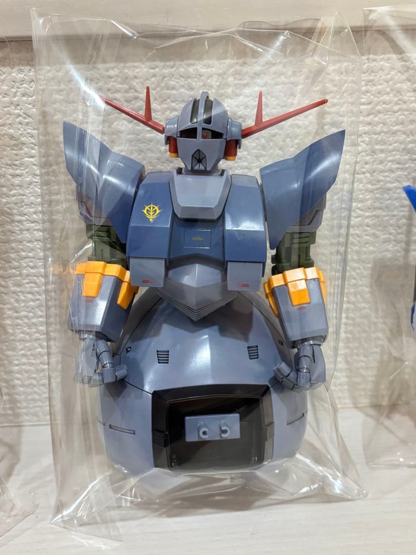 ⑥大量ジャンクプラモデル ガンプラ・HG 赤いガンダム 軍警ザク・Zガンダム 他