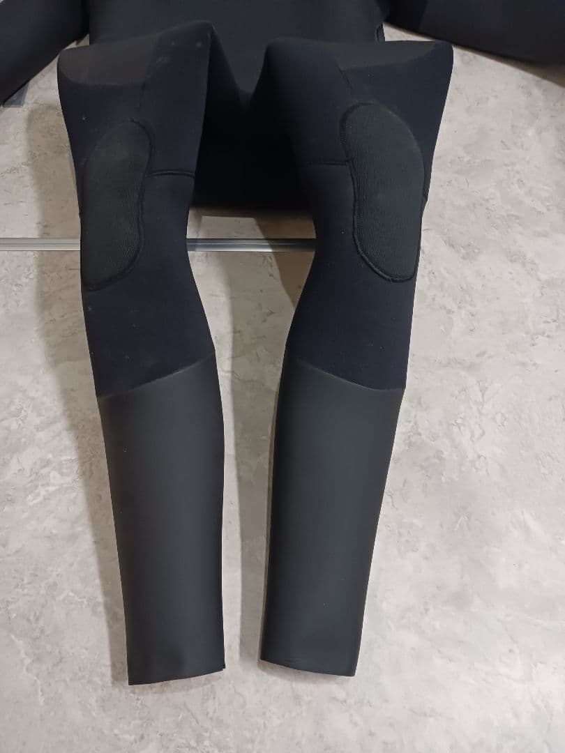 国産高品質　SHISEE セミドライ　ウェットスーツ