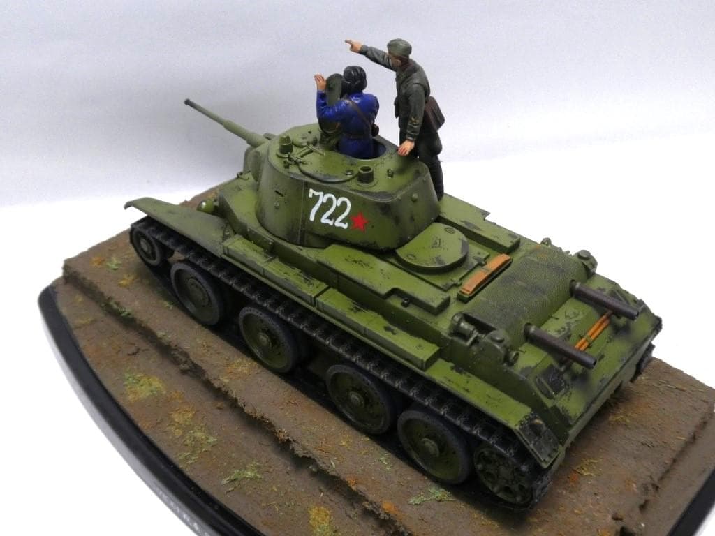 タミヤ 1/35 ソビエト戦車 BT-7 1937年型 完成品