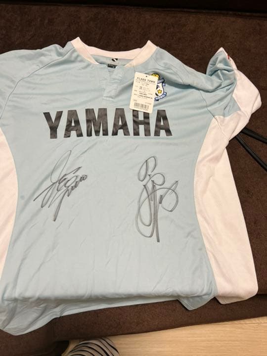 中村俊輔サイン入りサッカーシャツ