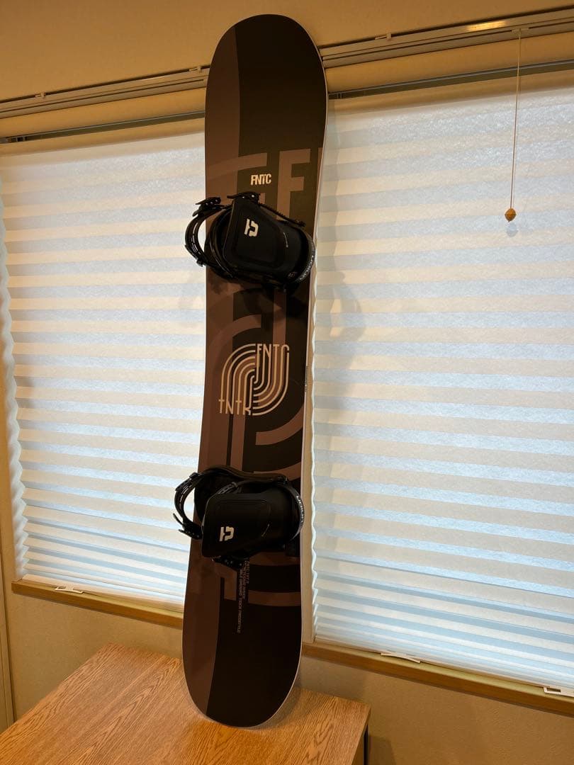 FNTC TNT-R スノーボード　Union ultra 今期25-26モデル