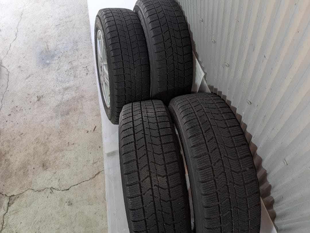 バリ溝　TOYOスタッドレス 175/65R14 タイヤホイール