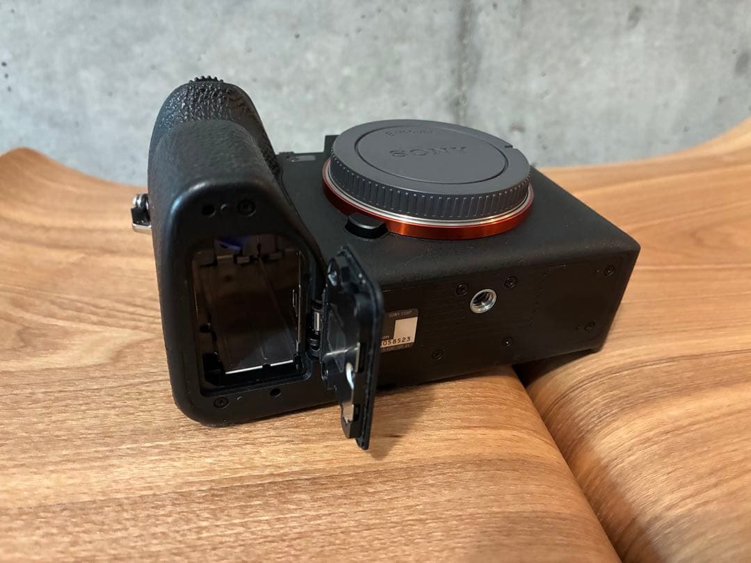 SONY α7Ⅳ ILCE-7M4Kミラーレス一眼 本体　おまけ有り　フルサイズ