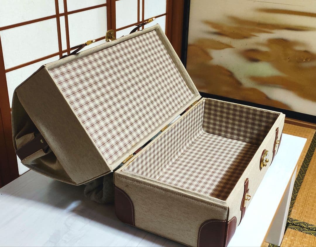 午後の紅茶 ソコがいいコイズミトランク