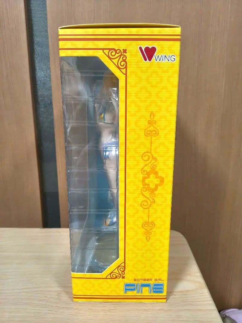 最安値　開封美品　国内正規品　パイン ボンバーガール フィギュア　WING