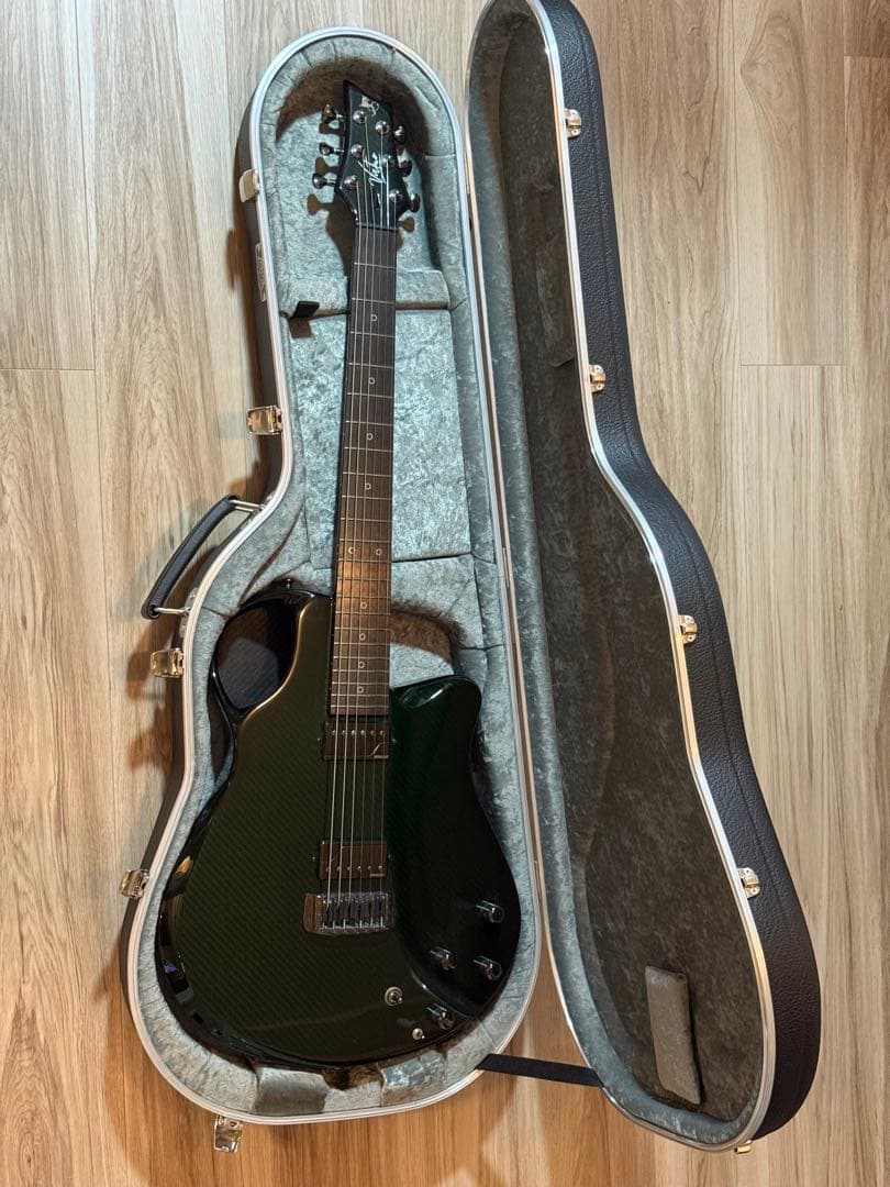 ギター Emerald Guitars Virtuo