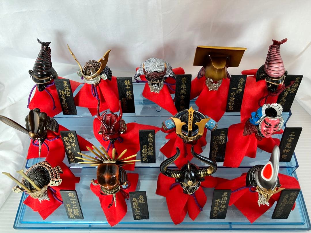 兜ミニチュアコレクション　戦国武将　武具　甲冑