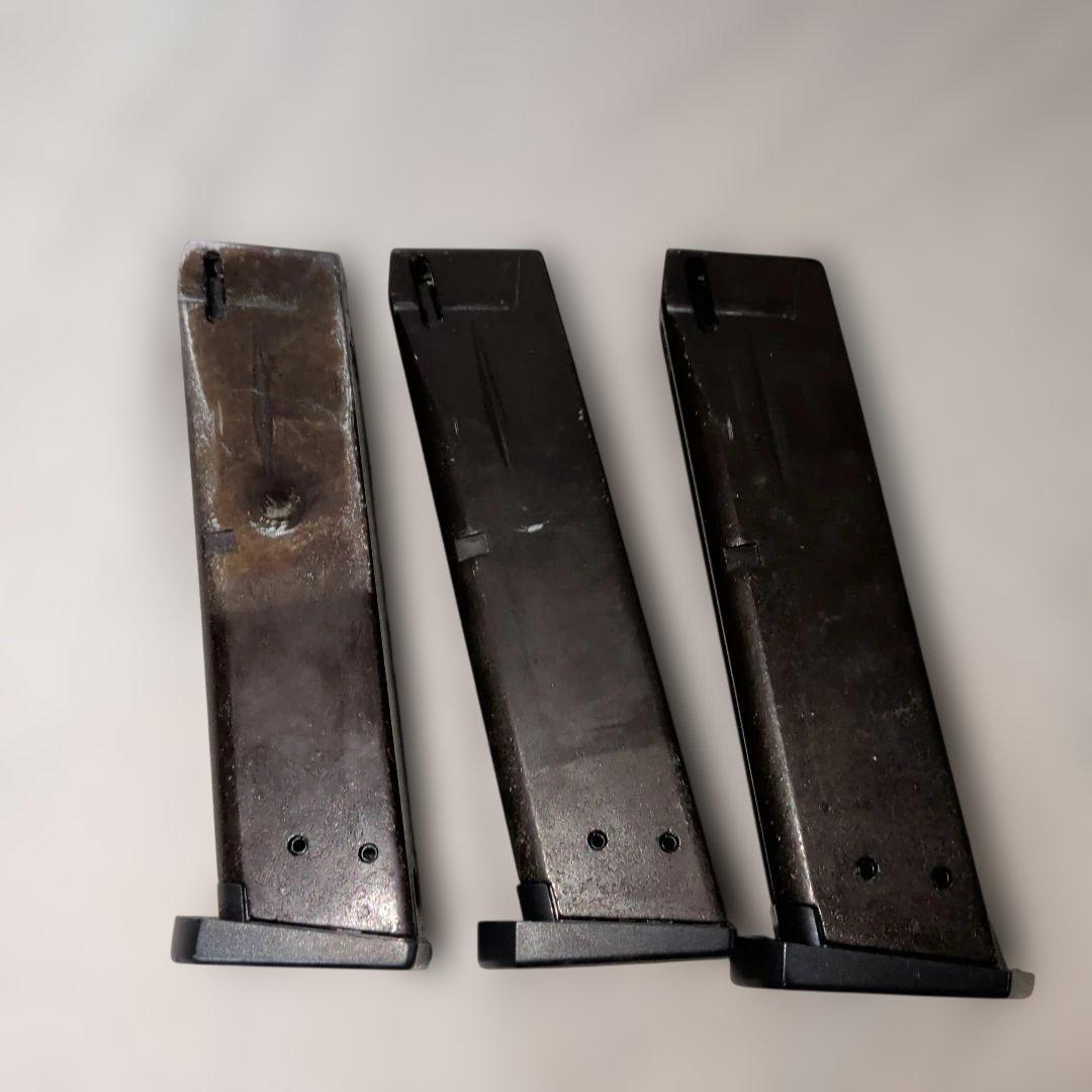 WA ベレッタM92FS　固定スライドガスガン　マガジン多数　ポーチ付き