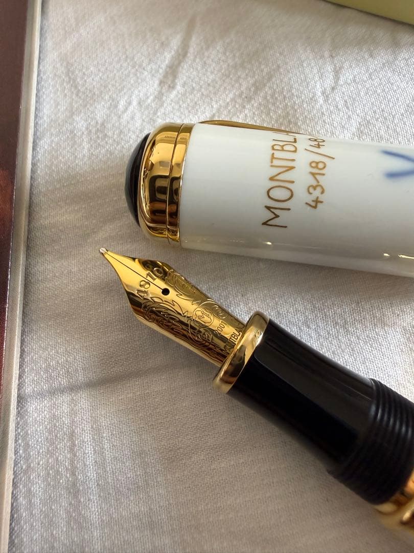 モンブラン万年筆特別限定品、ポンバドゥール侯爵夫人4810