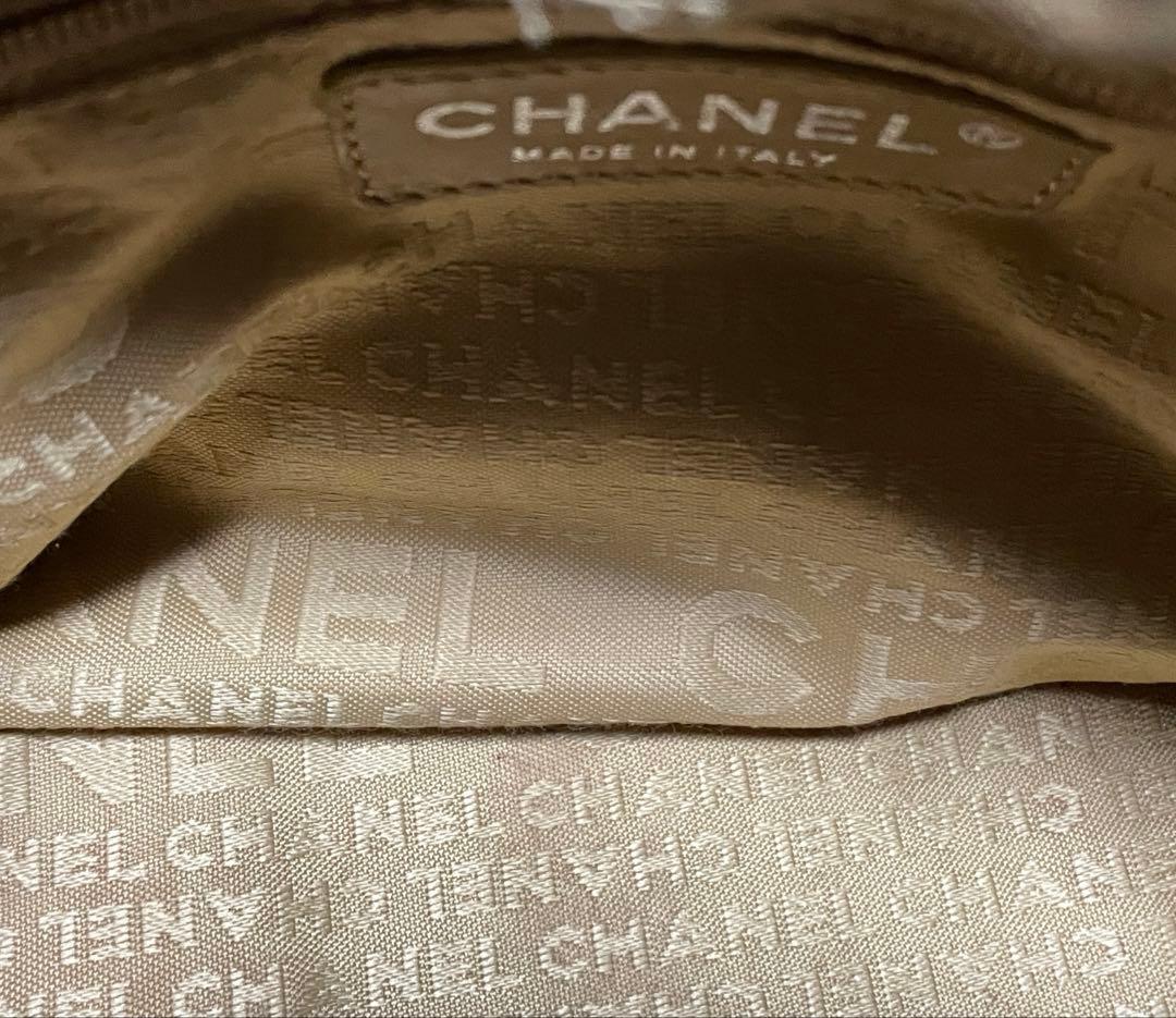 希少なミニサイズ CHANEL キャビアスキン　フリンジ ハンドバ