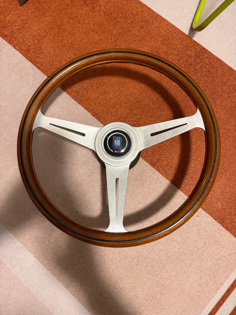 ち*ん様 ナルディ 正規品 ステアリング ウッド クラシック NARDI ハンド