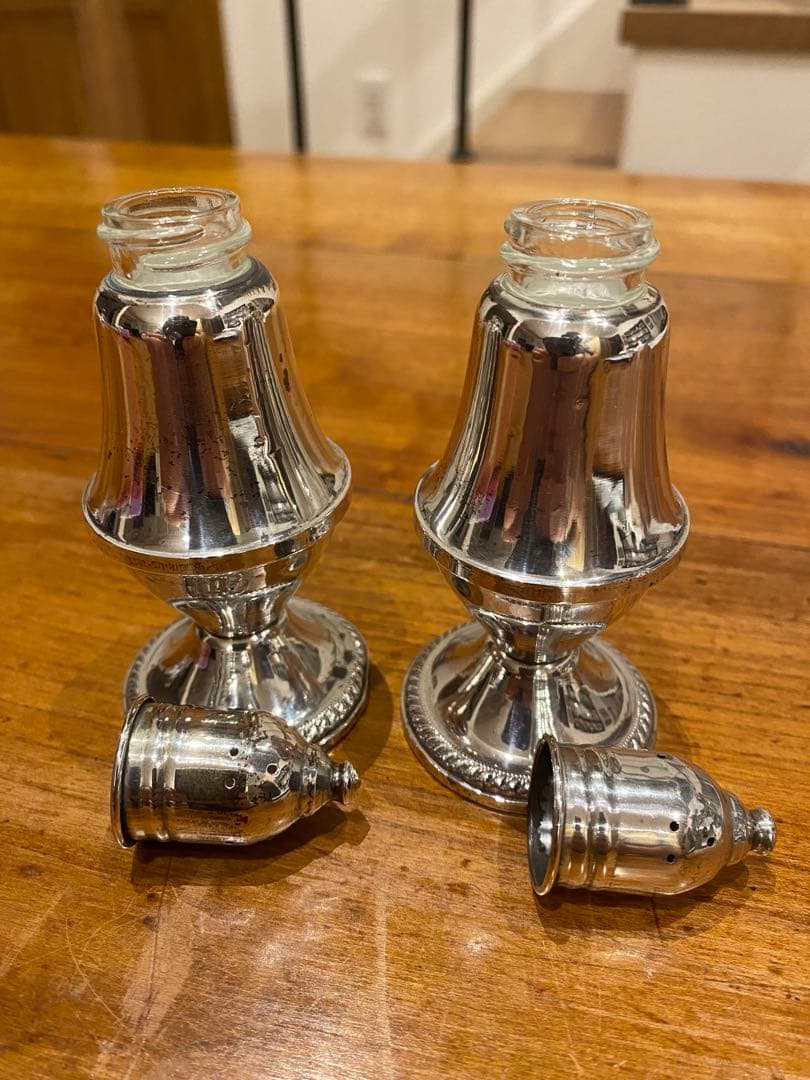 銀　スターリングシルバー　ソルト&ペッパー容器　コンディメント 2個セット