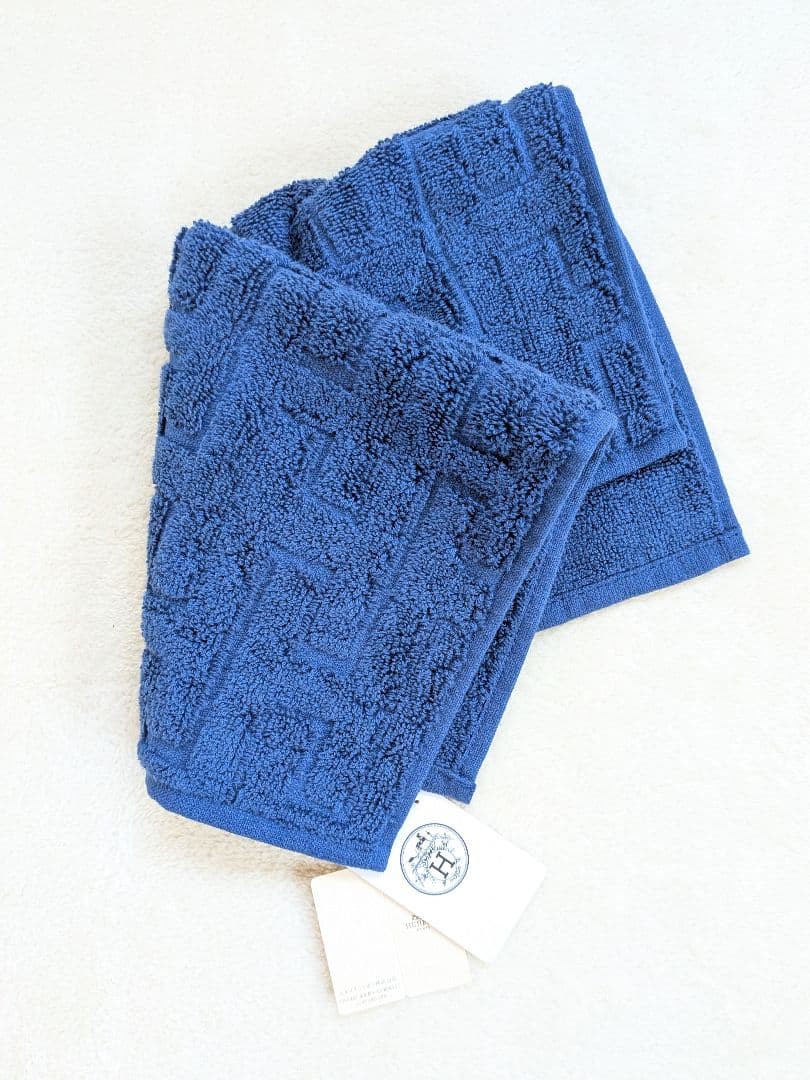 新品・未使用　HERMES エルメス　タオル エルメスブルー　Hロゴ 即日発送