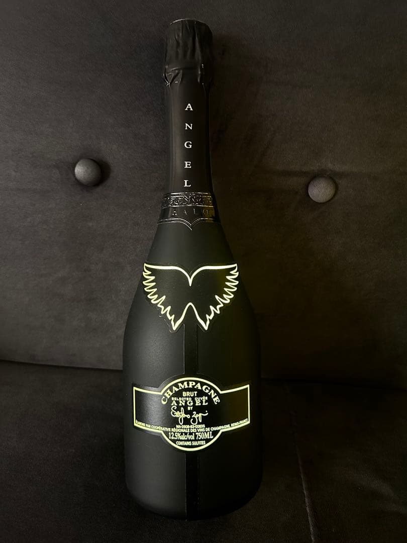 ANGEL シャンパン 750ML イエローケース付き　エンジェル