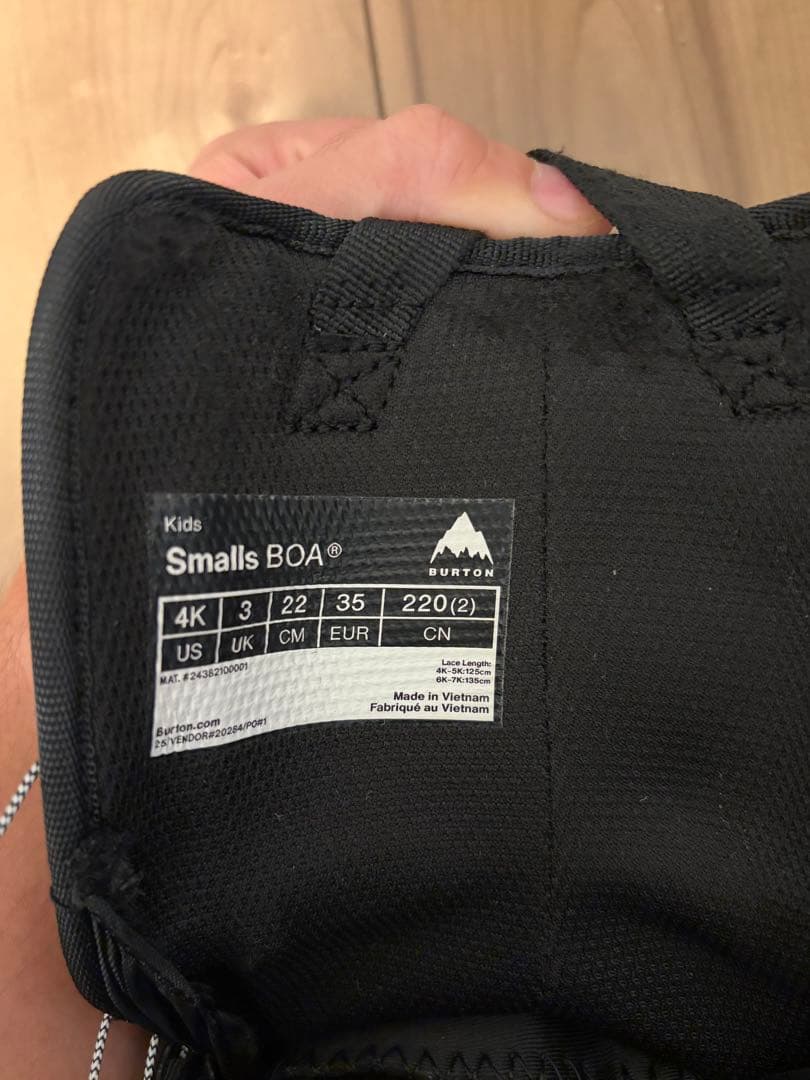 キッズ Burton スモールズ BOA® スノーボードブーツ　22cm