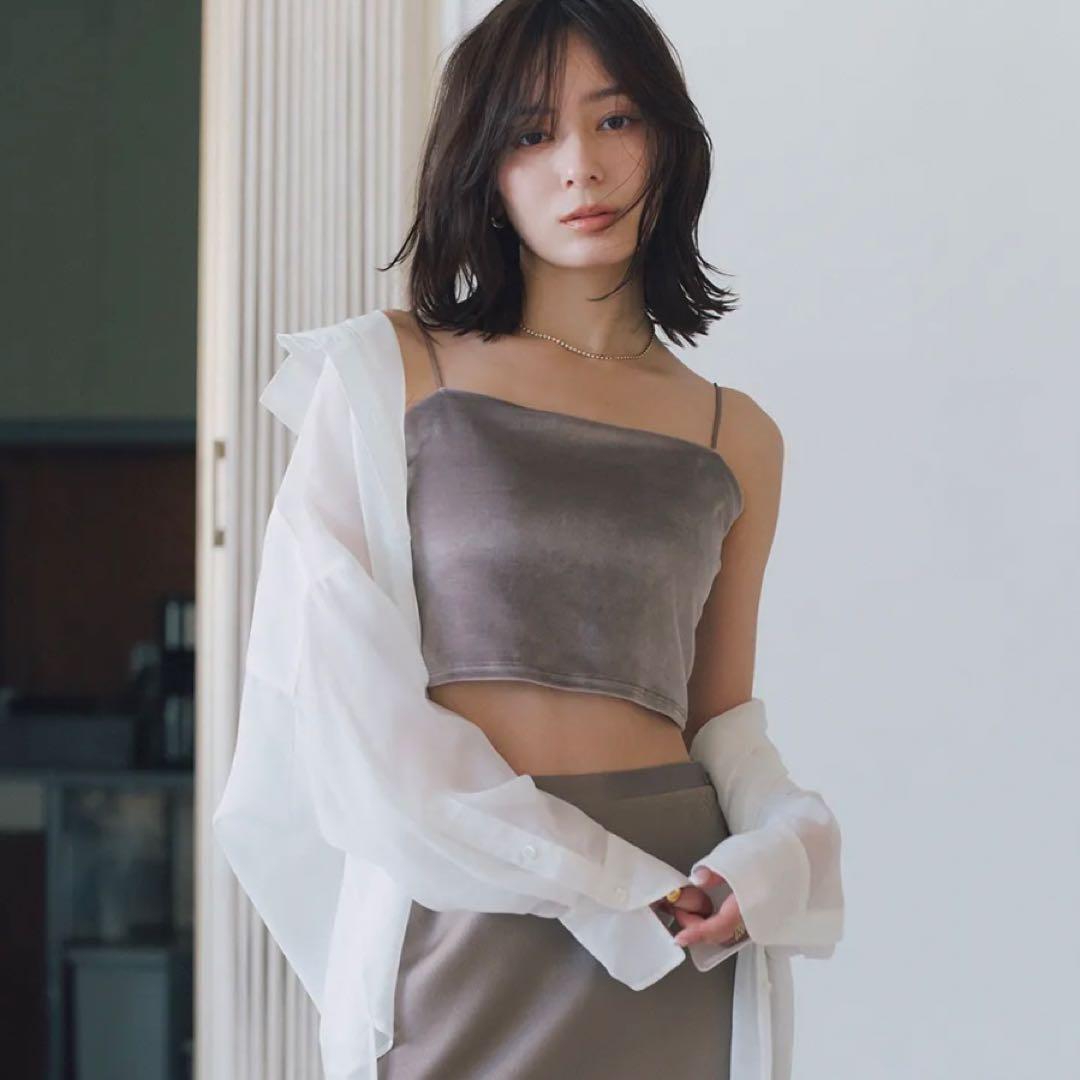 OURWACOAL anuansカップインベロアショートキャミソール