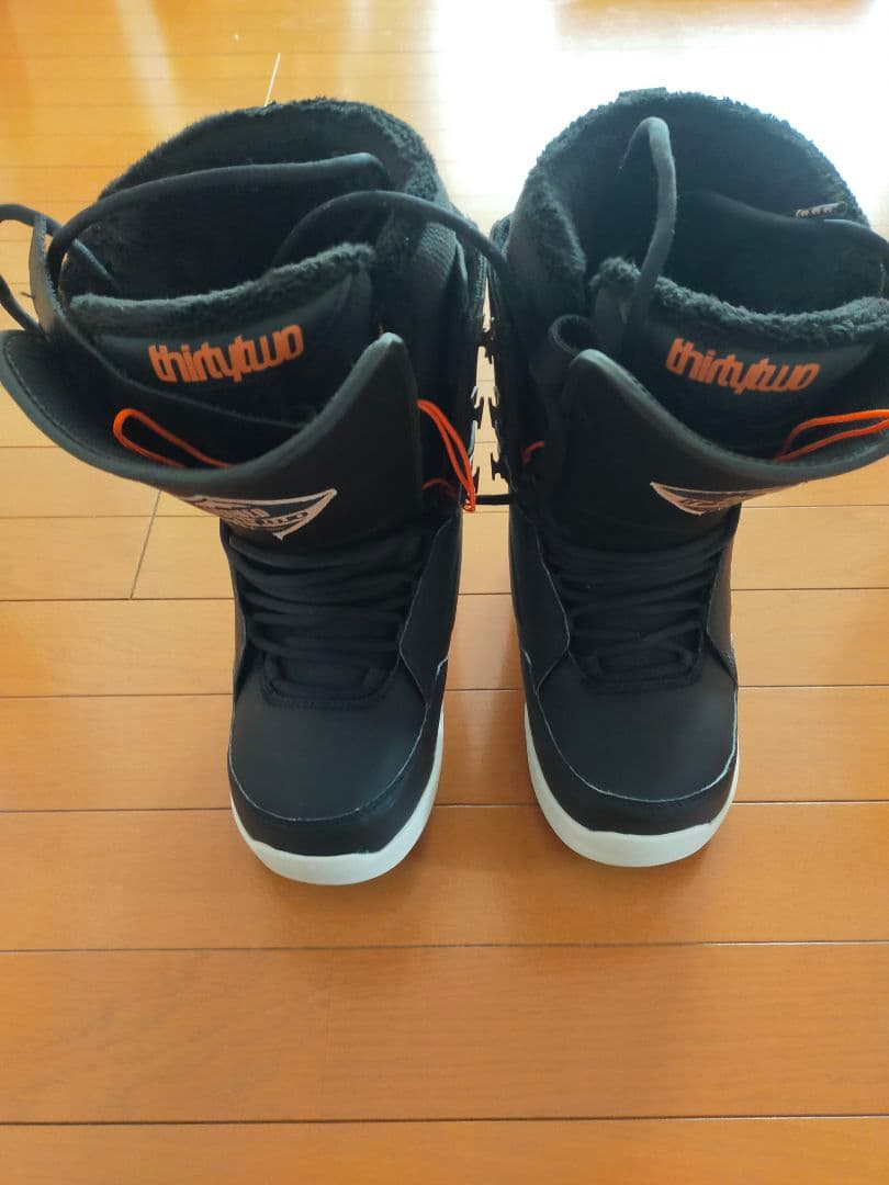 thirtytwo LASHEDws 2021-2022モデル　26cm