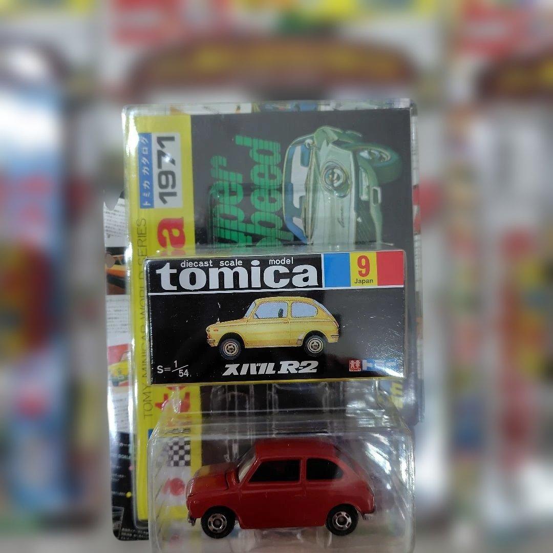 貴重　美品　懐かしのカタログ付きトミカ　8台セット