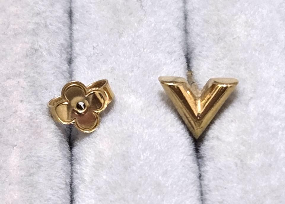 ルイヴィトン　M68153　エセンシャル V ピアス　片耳用　41291