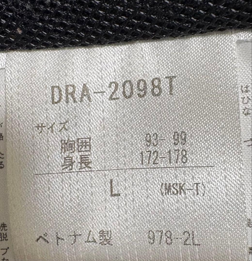 ★良品★デサントDESCENTEスキーウェア　スノボウェア　メンズ　L