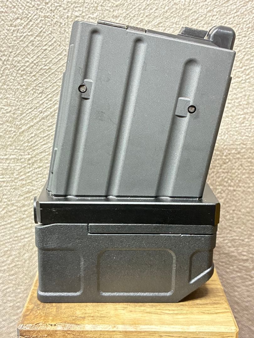 R7-42 東京マルイ GBB M4 マガジンアダプター 外部ソース仕様
