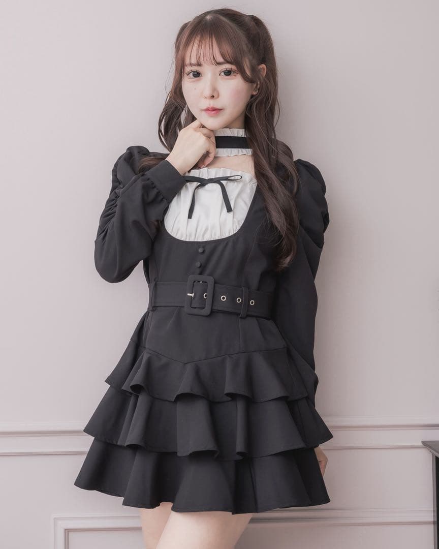 pium チョーカーフリルティアードワンピース ブラック ピウム