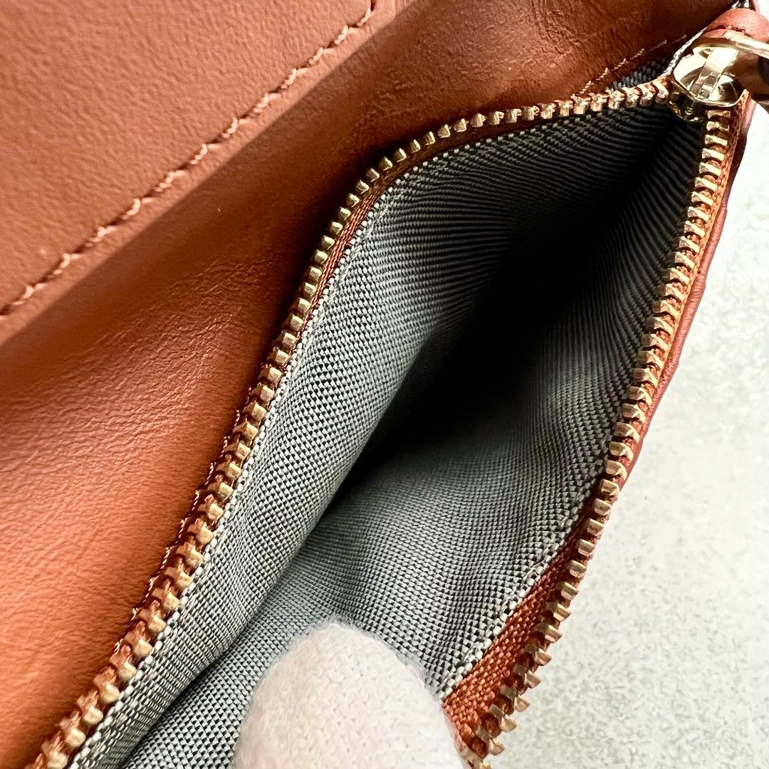 COLE HAAN レッド レザー パスポートウォレット 折り財布 8428