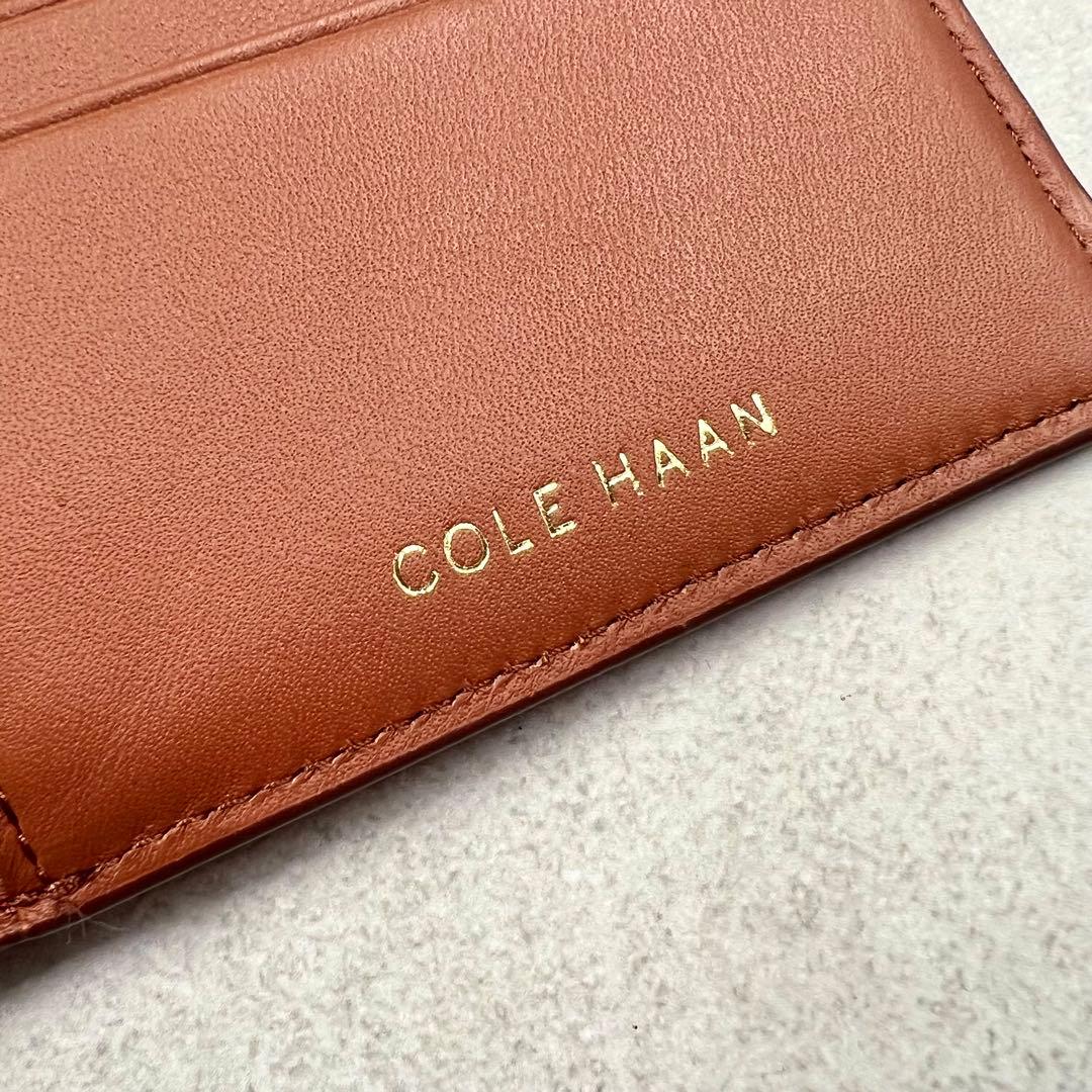 COLE HAAN レッド レザー パスポートウォレット 折り財布 8428