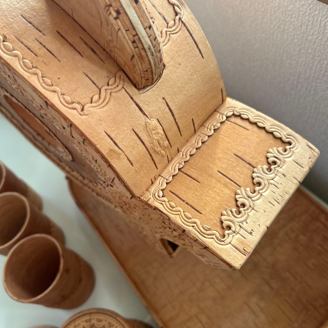 白樺の樹皮で作られたロシアの伝統的な茶器セット 6点セット