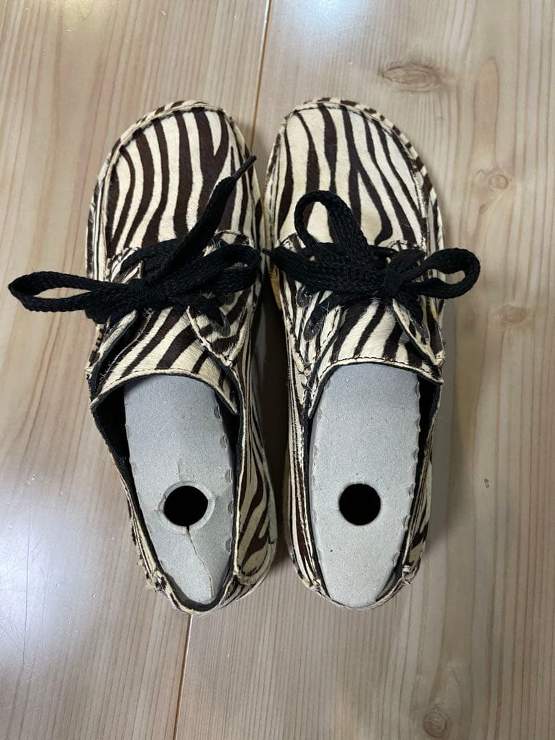 【新品・未使用】Clarks ゼブラ UK7