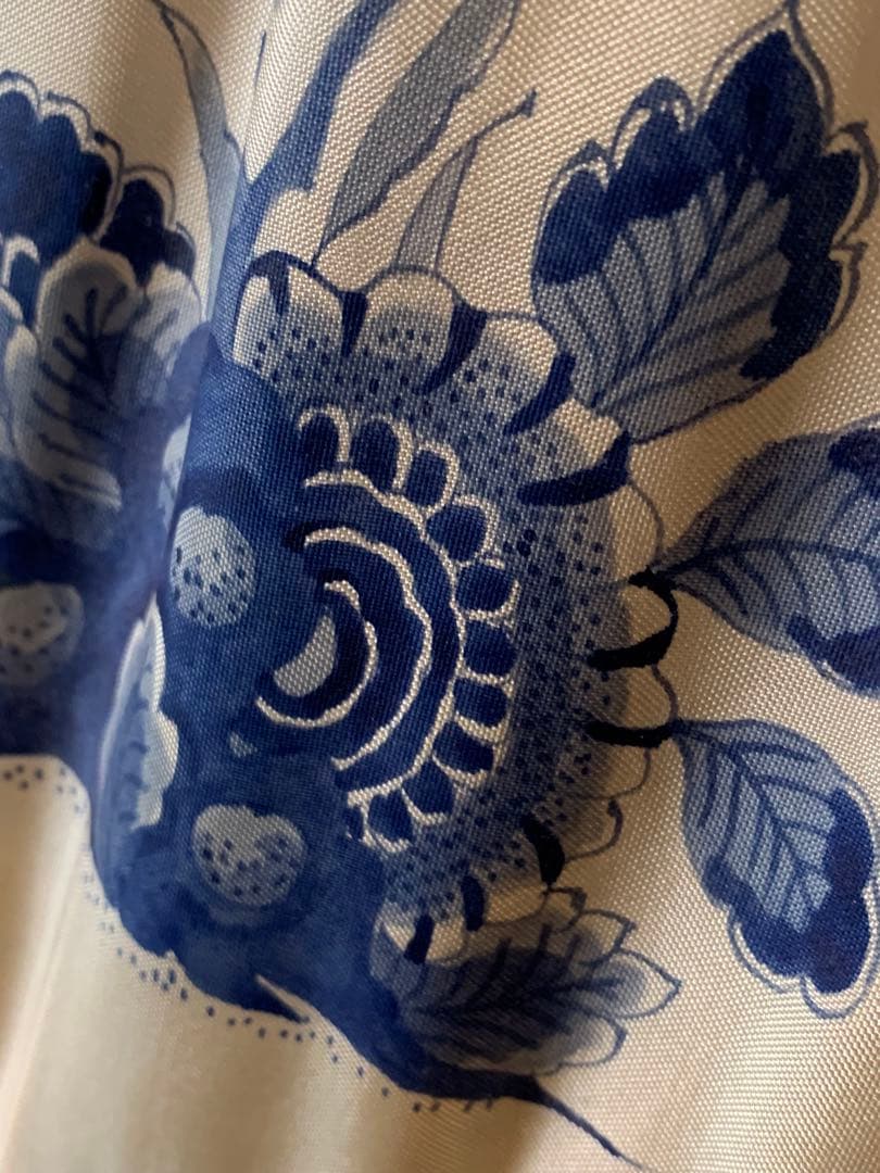 ロイヤルデルフト　破格！レアなビンテージの大型電気スタンドシェードも手書きです！