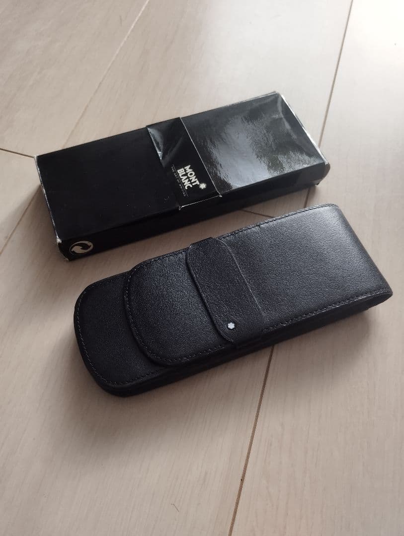 モンブラン MONTBLANC ペンケース　カーフレザー　3本差し　新品