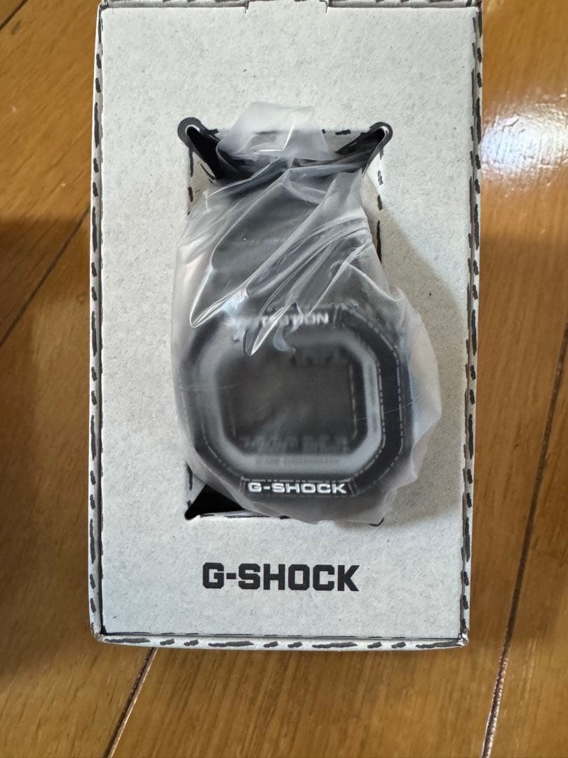 新品未使用 CASIO G-SHOCK DW-5600RGM-1JR 折り紙