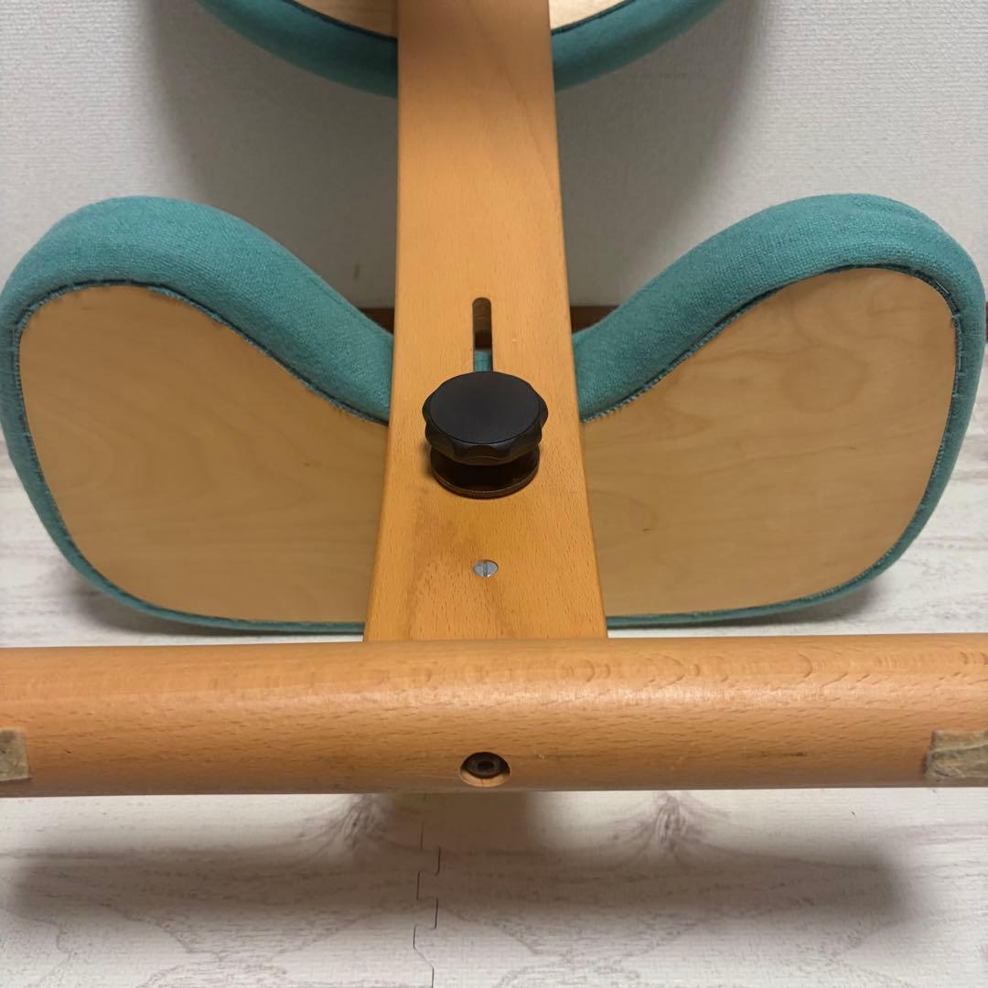 リボ社　rybo 　バランスイージー チェア グリーン　姿勢矯正