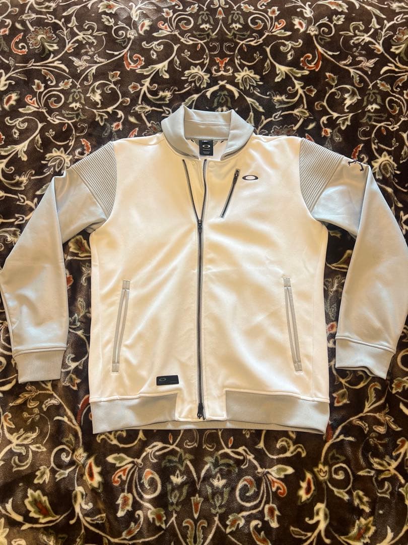 極美品 オークリー スカル ゴルフブルゾン ホワイトXL