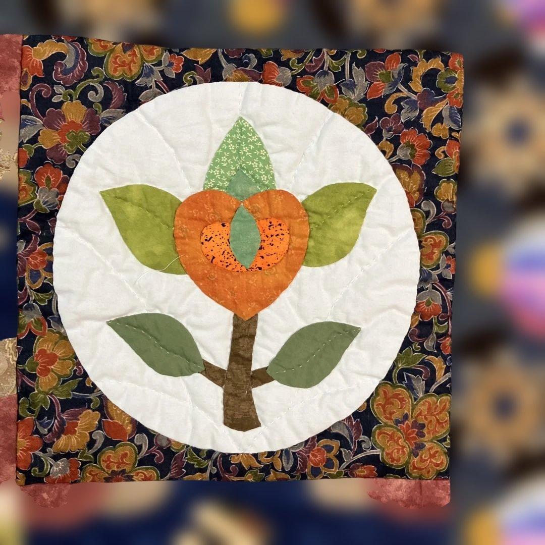 m*u様 新品　家紋のモチーフ パッチワークキルト　タペストリー他　127cmx