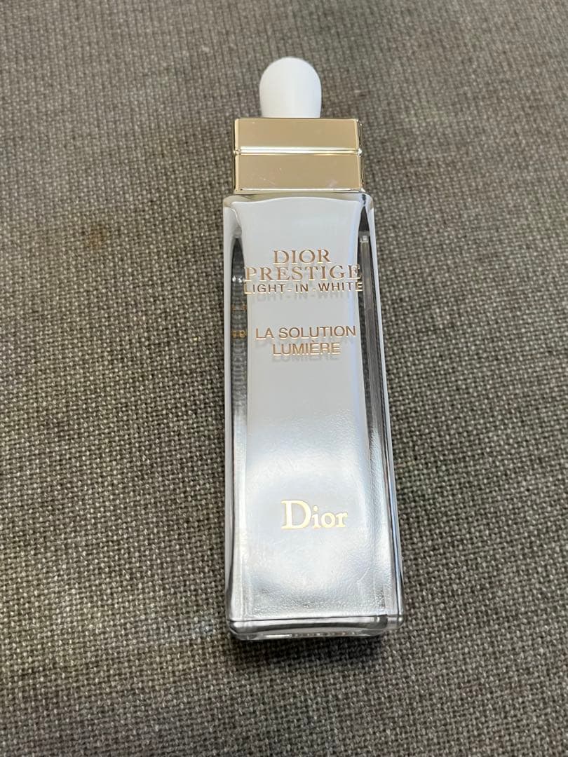 未使用Dior Prestige Light in White 30ml 美容液