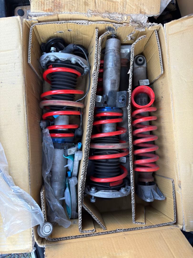 M performance 車高調