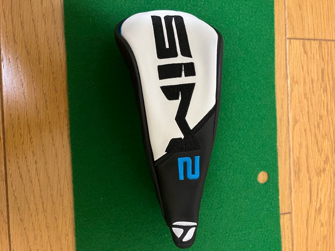 TOUR AD装着 TaylorMade SIM2 RESCUE ユーティリティ