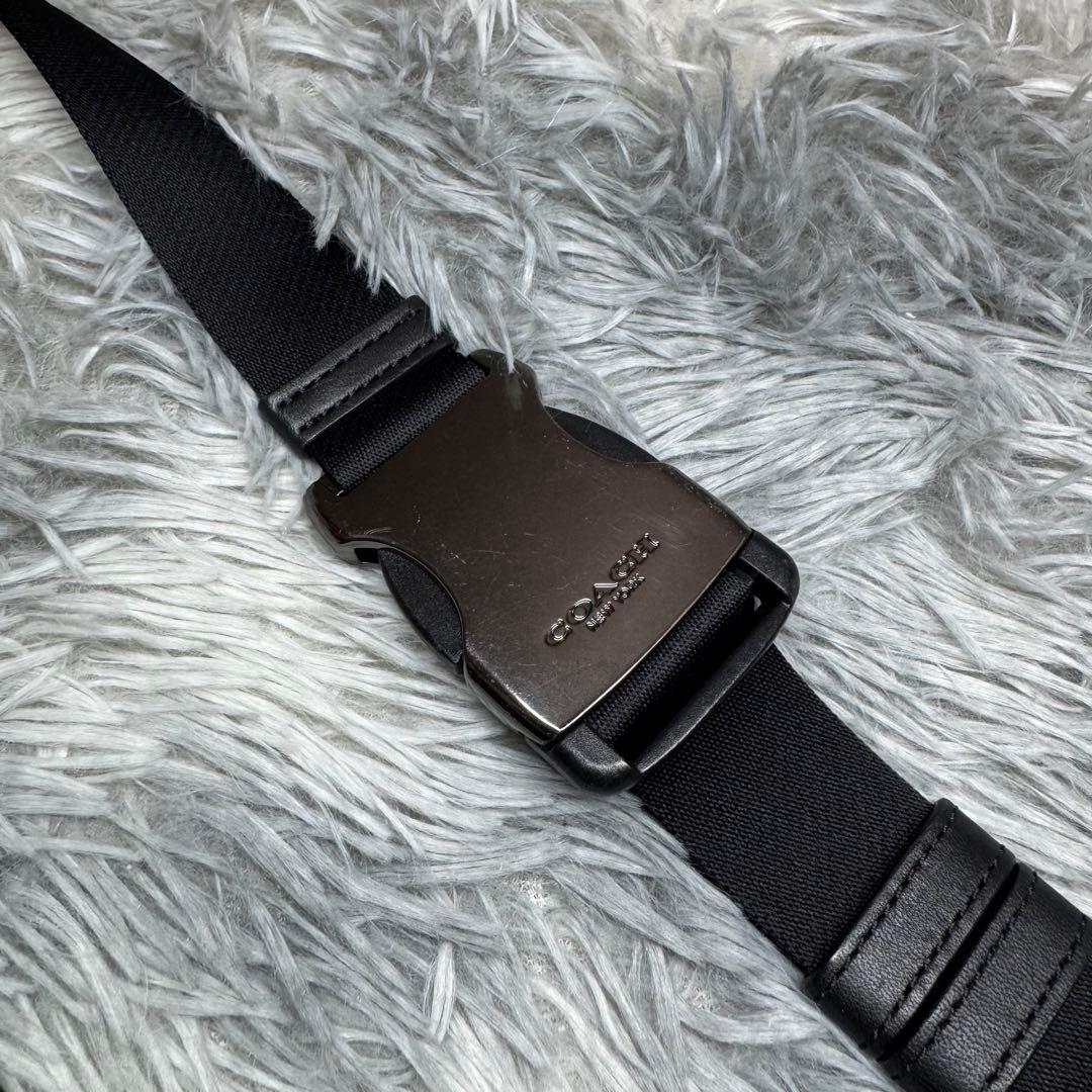 美品 コーチ ボディバッグ ショルダーバッグ クロスボディ 斜め掛け メンズ