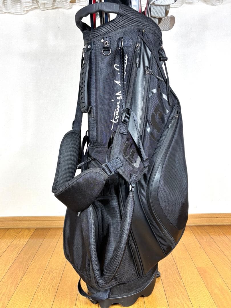 TravisMathew トラヴィスマシュー キャディバッグ シューズバック付き