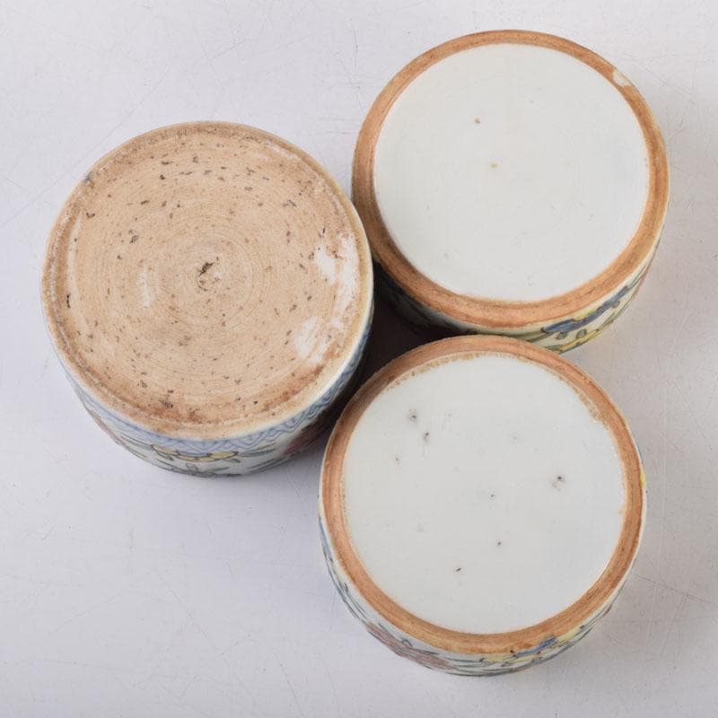 中国　粉彩　花草文　三段重箱　蓋物　V　8785