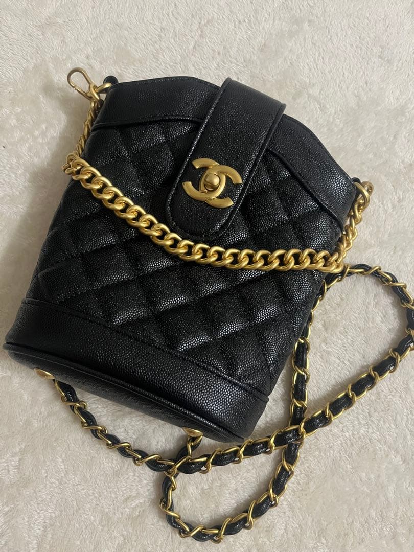 CHANEL ノベルティ　キルティングショルダーバッグ