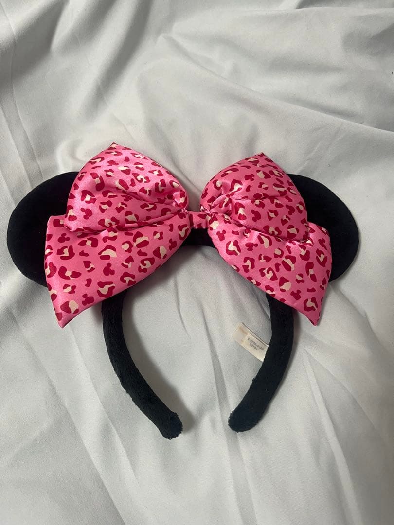 ディズニー ヒョウ柄リボンカチューシャ