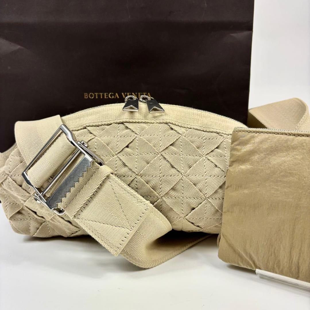 ボッテガヴェネタ ボディバッグ ウェビングワン アイボリー イントレ