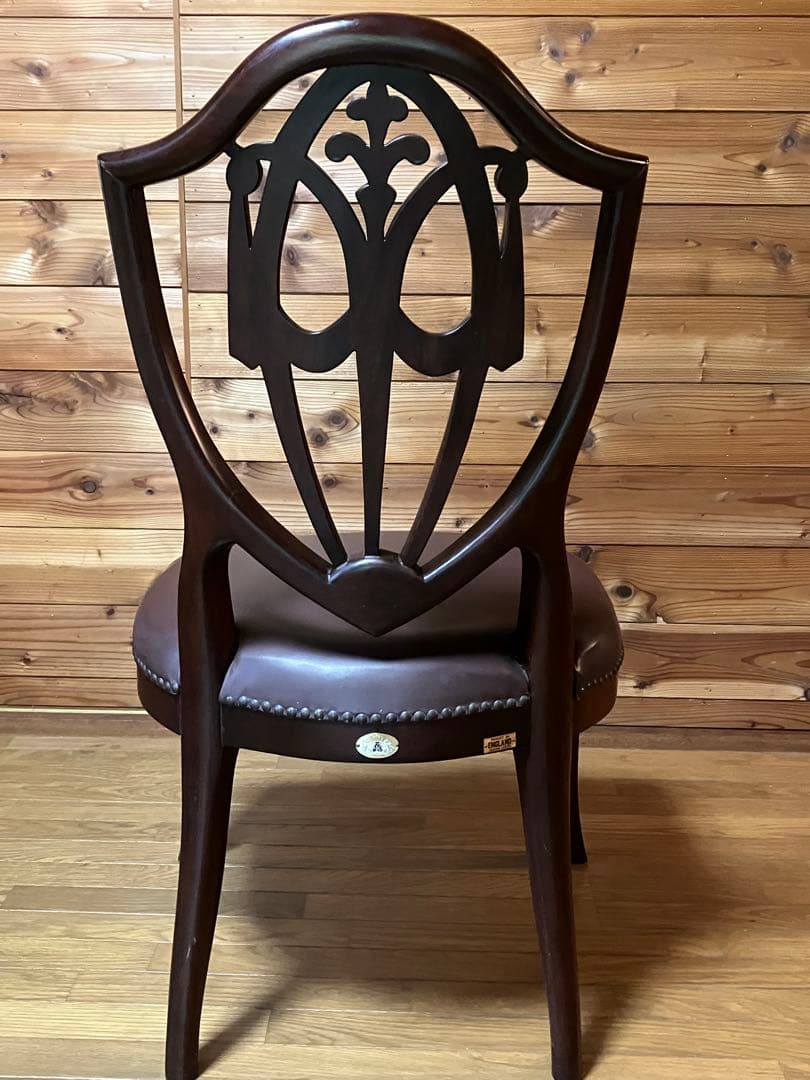 イギリス 本革ビンテージチェアー プレート刻印有り逸品