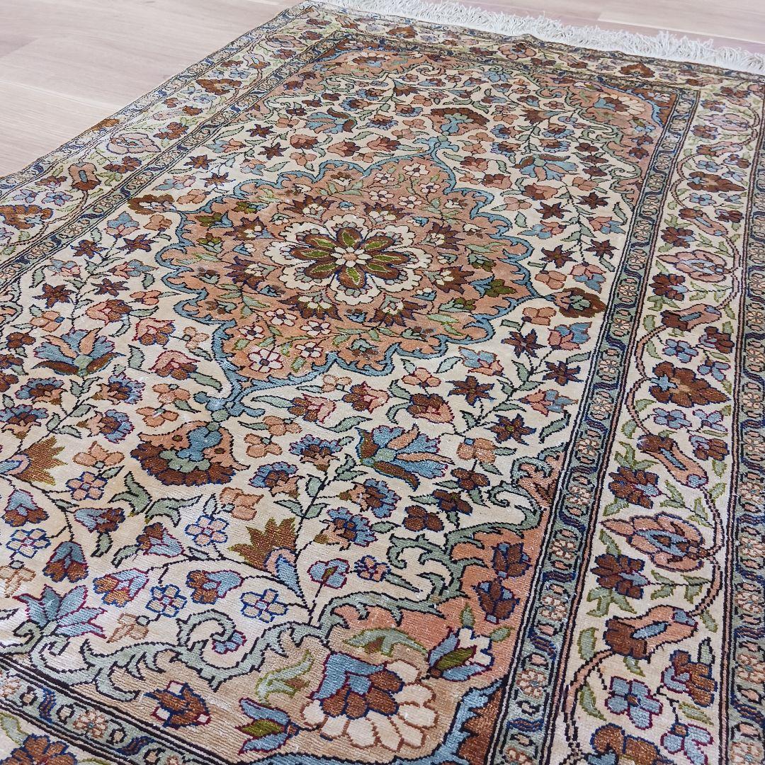 Y3050 トルコ絨毯 カイセリ 手織り72万ノット シルク 128×83㎝