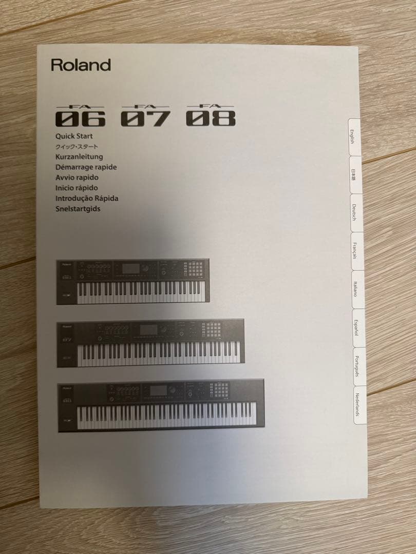 Roland FA-06 シンセサイザー