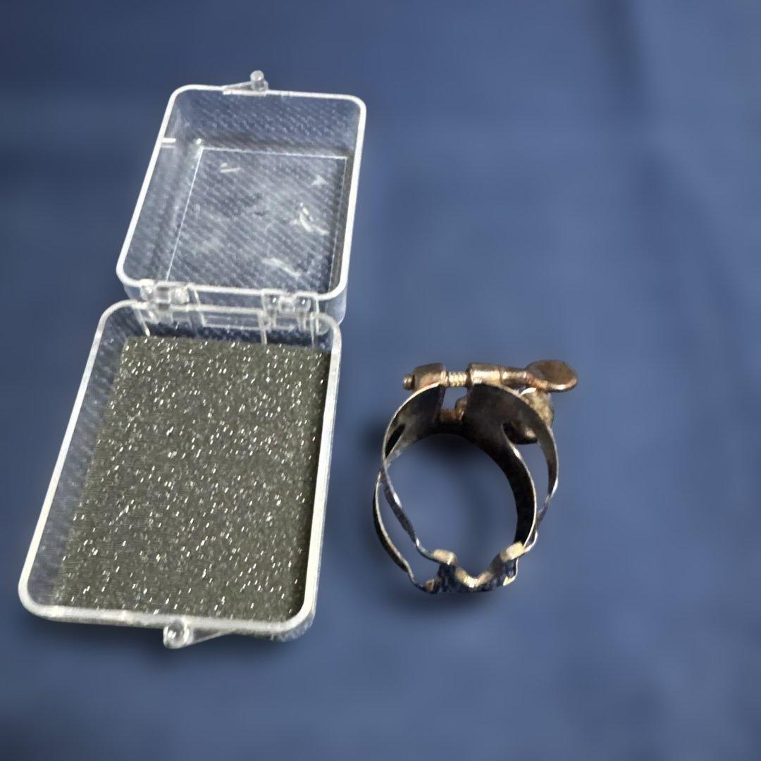 アルトサックス用リガチャー ハリソン　ピンクゴールドA2