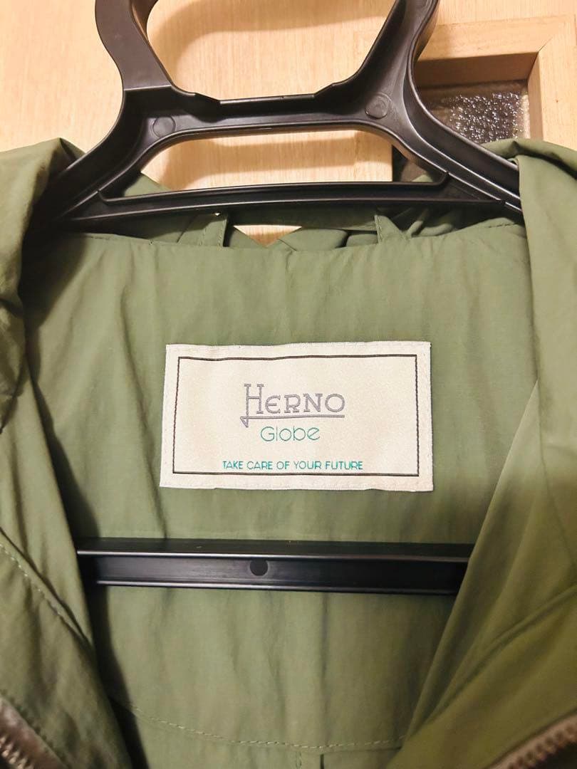 K*n様 未使用タグ付き HERNO フード付きナイロンコート オリーブ 46